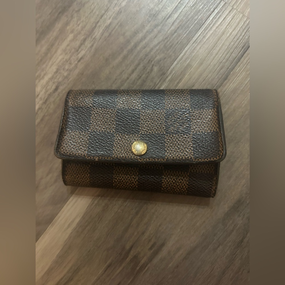 LV Damier Ebene Multicles 6 Key Holder